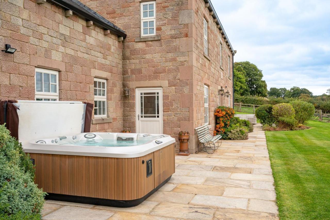 Tinkers Folly Villa Harrogate Eksteriør bilde