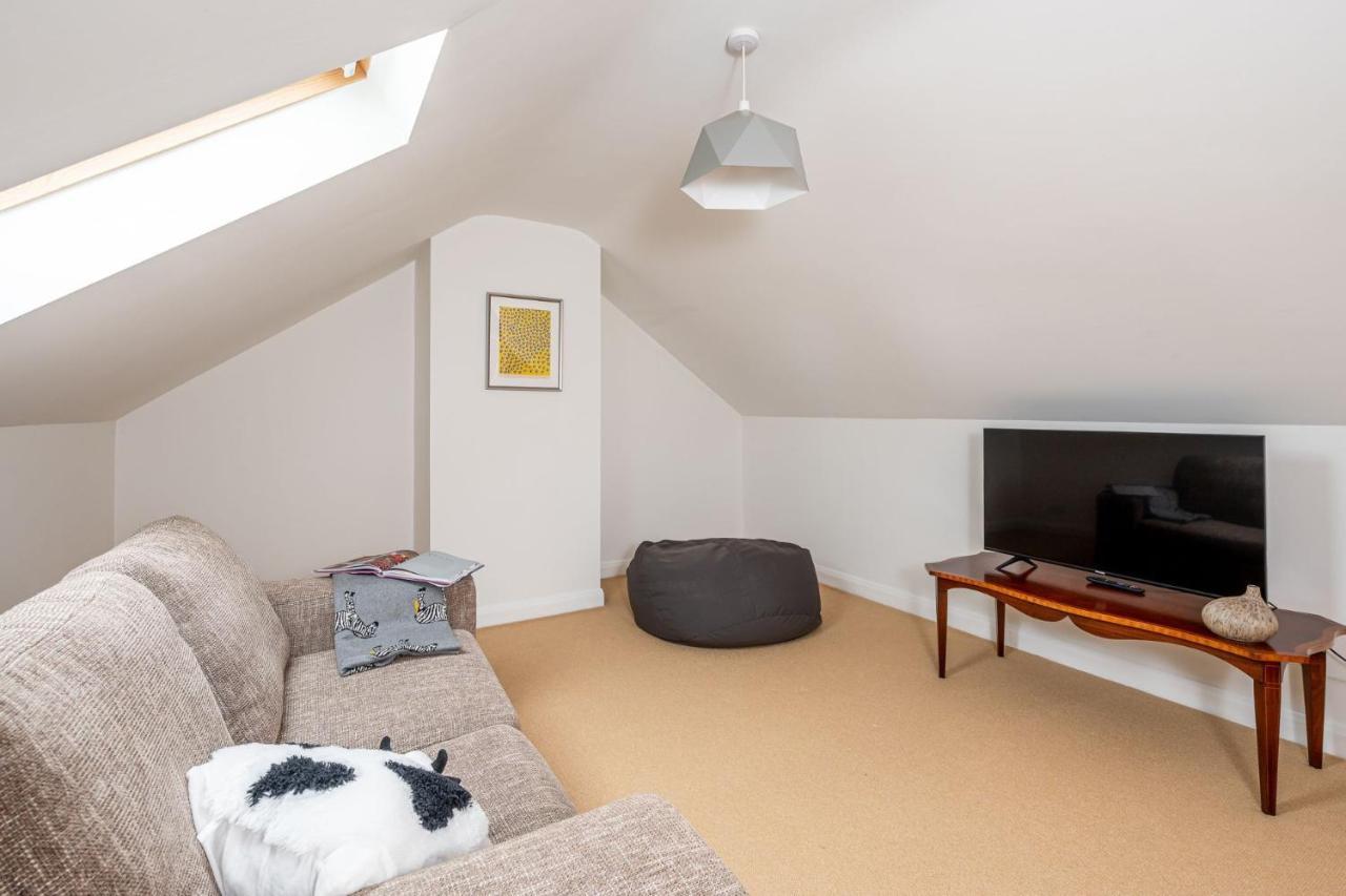 Tinkers Folly Villa Harrogate Eksteriør bilde
